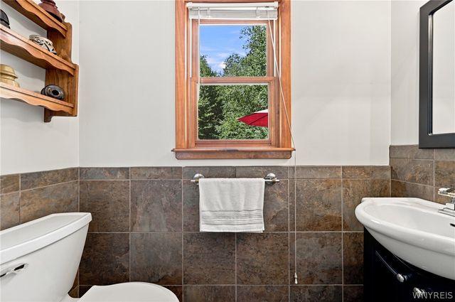 6269 Hillcroft Drive, Boston, NY 14025