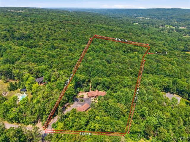 6269 Hillcroft Drive, Boston, NY 14025