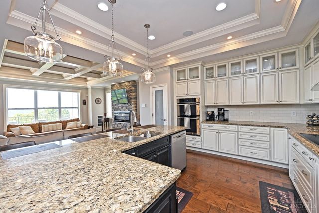 5349 Grand Vista Court, Cincinnati, OH 45227