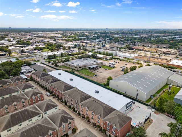 8715 Meadowcroft Drive 201, Houston, TX 77063