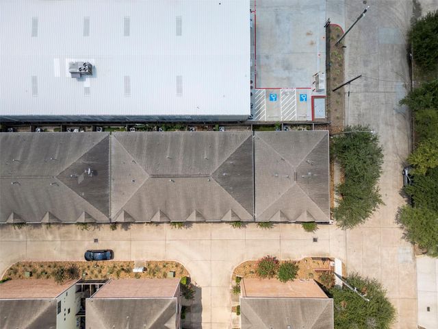 8715 Meadowcroft Drive 201, Houston, TX 77063