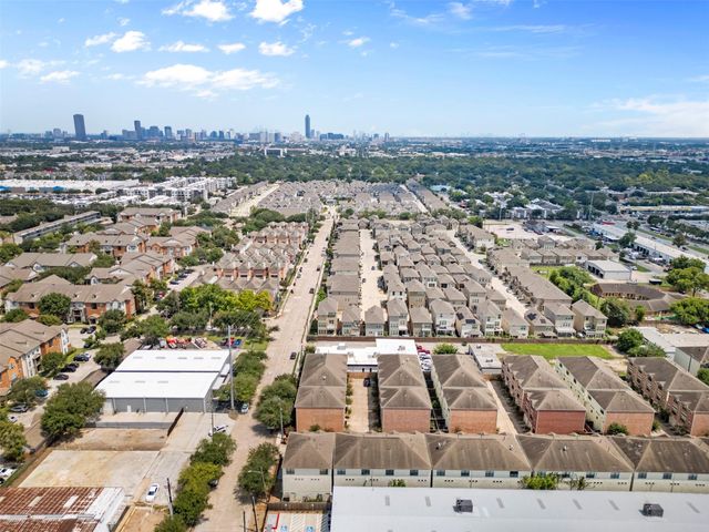 8715 Meadowcroft Drive 201, Houston, TX 77063