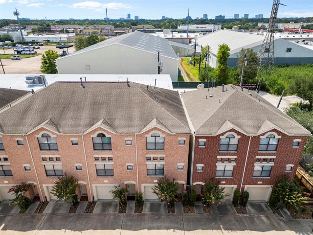 8715 Meadowcroft Drive 201, Houston, TX 77063