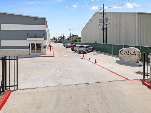 8715 Meadowcroft Drive 201, Houston, TX 77063