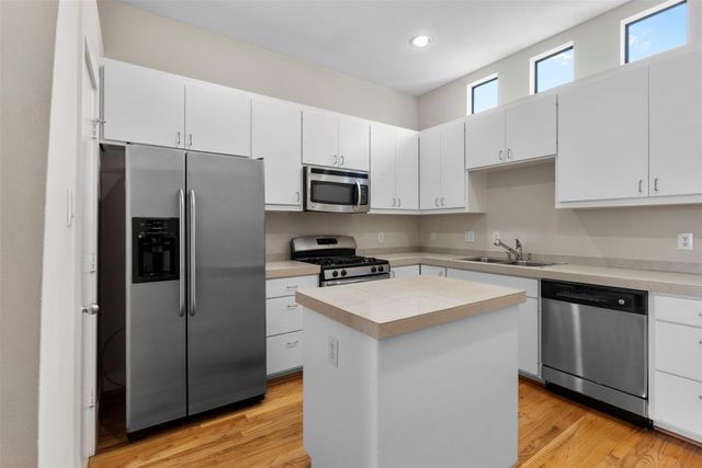 8715 Meadowcroft Drive 201, Houston, TX 77063