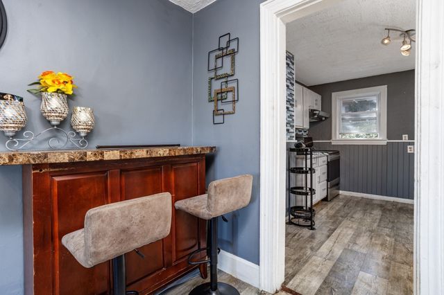 144 Blossom St, Fitchburg, MA 01420