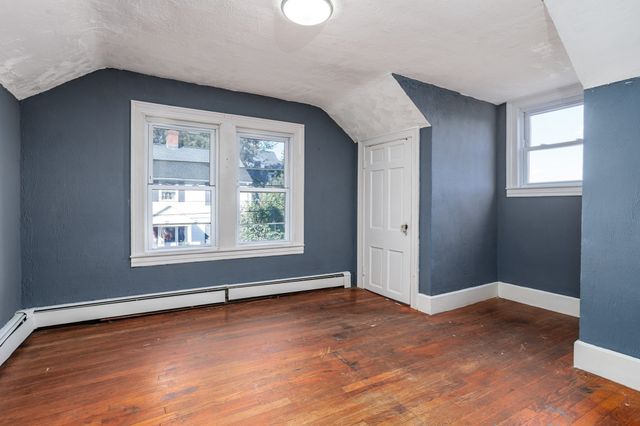 144 Blossom St, Fitchburg, MA 01420