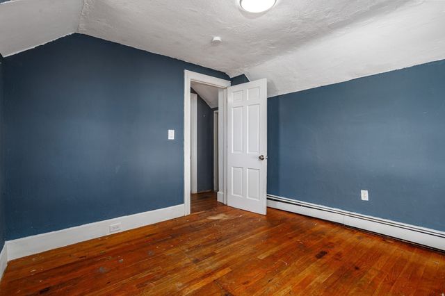 144 Blossom St, Fitchburg, MA 01420