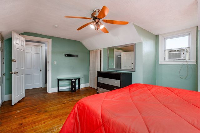144 Blossom St, Fitchburg, MA 01420