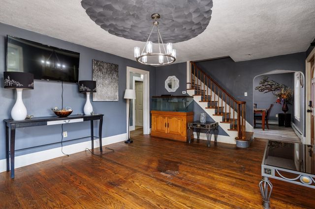 144 Blossom St, Fitchburg, MA 01420