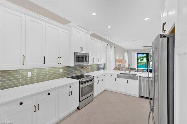 11579 Meadowrun CIR, Fort Myers, FL 33913