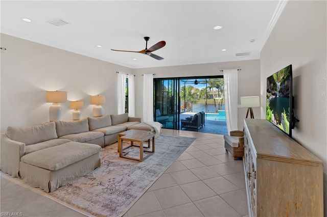 11579 Meadowrun CIR, Fort Myers, FL 33913