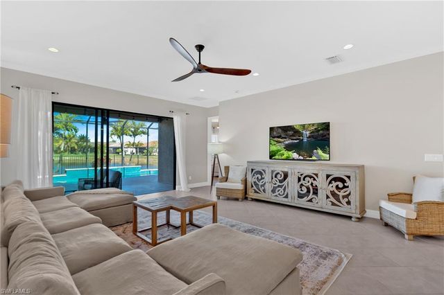 11579 Meadowrun CIR, Fort Myers, FL 33913