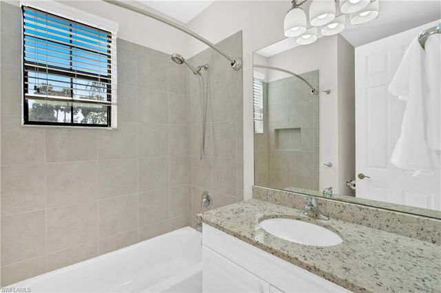 11579 Meadowrun CIR, Fort Myers, FL 33913