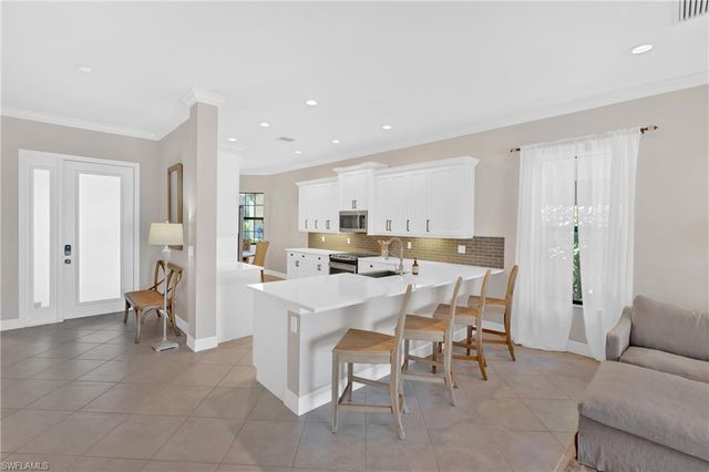 11579 Meadowrun CIR, Fort Myers, FL 33913