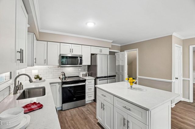 3116 Avondale Court, Raleigh, NC 27613