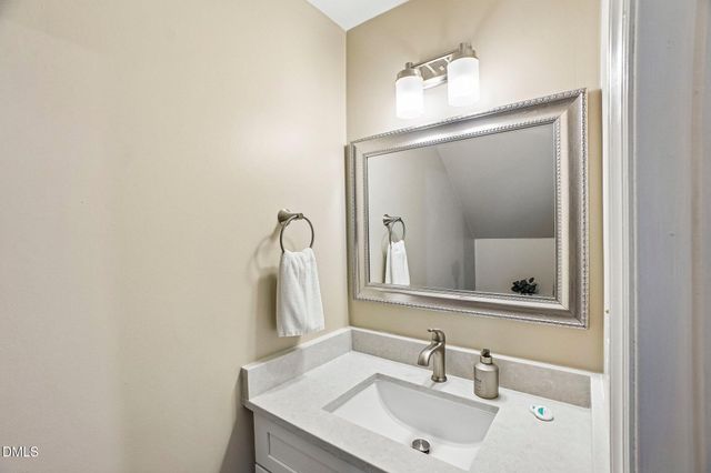 3116 Avondale Court, Raleigh, NC 27613