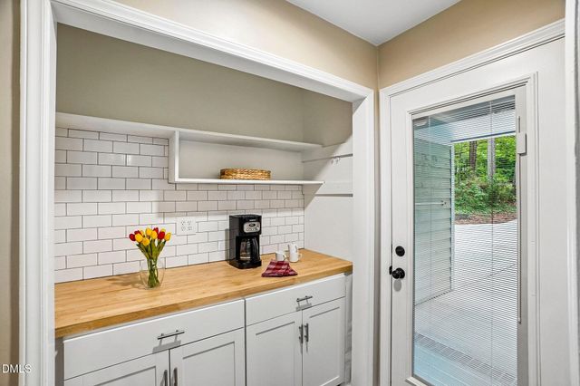 3116 Avondale Court, Raleigh, NC 27613