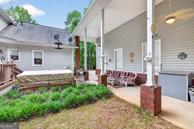 42 Pheasant Run, Hoschton, GA 30548
