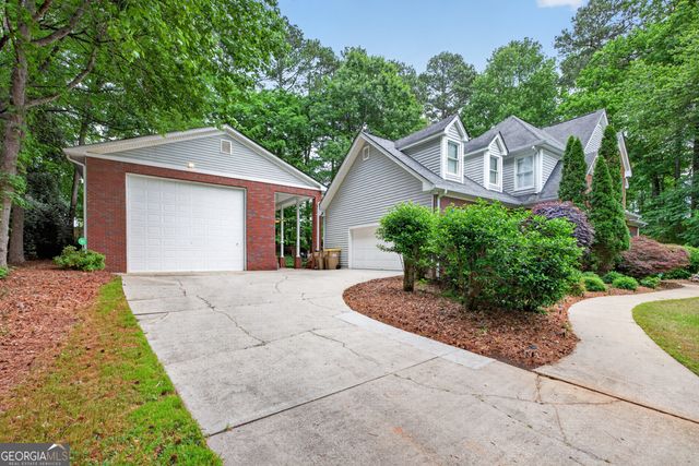 42 Pheasant Run, Hoschton, GA 30548