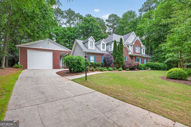 42 Pheasant Run, Hoschton, GA 30548
