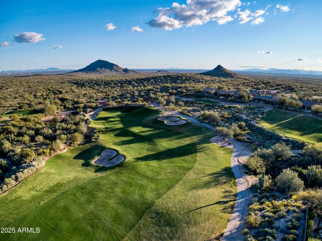 9208 N BROKEN BOW --, Fountain Hills, AZ 85268