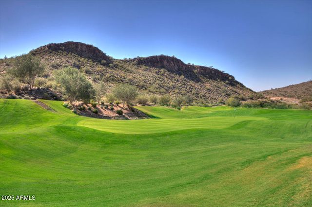 9208 N BROKEN BOW --, Fountain Hills, AZ 85268