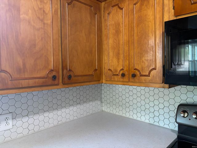 853 Ridgeway Avenue, Vincennes, IN 47591