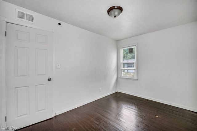 4356 E 141st Street, Cleveland, OH 44128