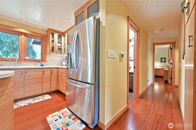 32206 7th Avenue SW, Federal Way, WA 98023