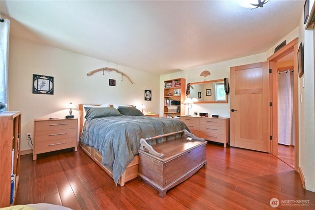 32206 7th Avenue SW, Federal Way, WA 98023