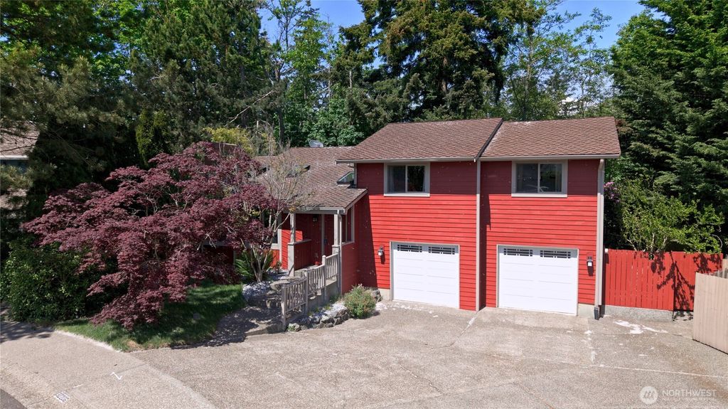 32206 7th Avenue SW, Federal Way, WA 98023