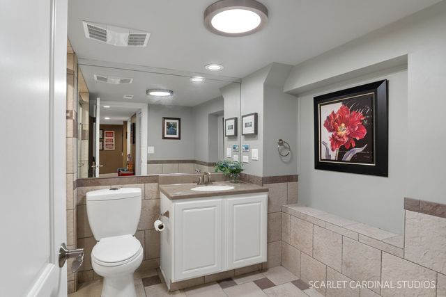 526 72nd Street, Darien, IL 60561