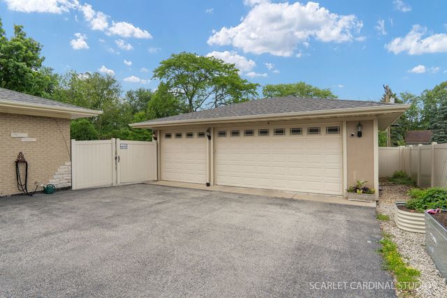 526 72nd Street, Darien, IL 60561