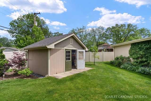 526 72nd Street, Darien, IL 60561