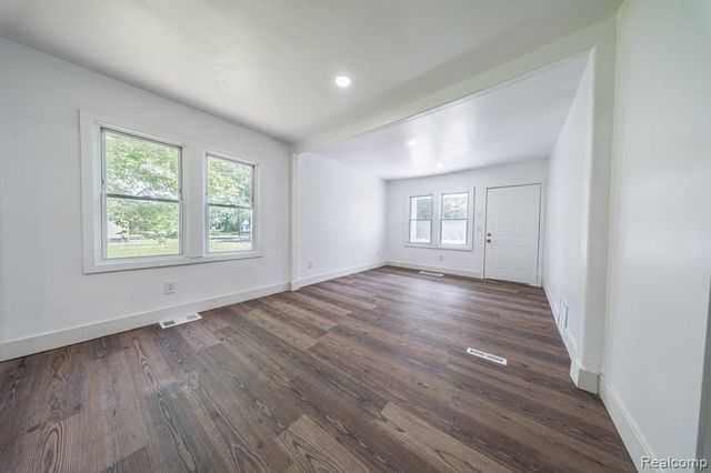 18486 Trinity Street, Detroit, MI 48219
