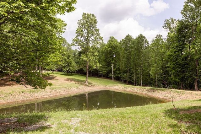 652 Northup Rd, Portland, TN 37148