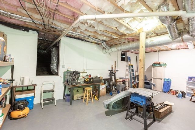 652 Northup Rd, Portland, TN 37148