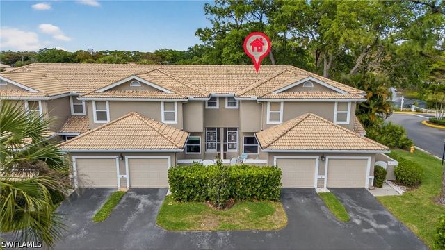 290 Emerald Bay CIR L7, Naples, FL 34110