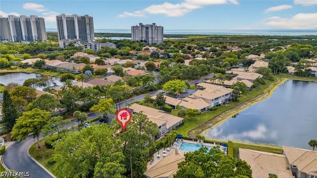 290 Emerald Bay CIR L7, Naples, FL 34110