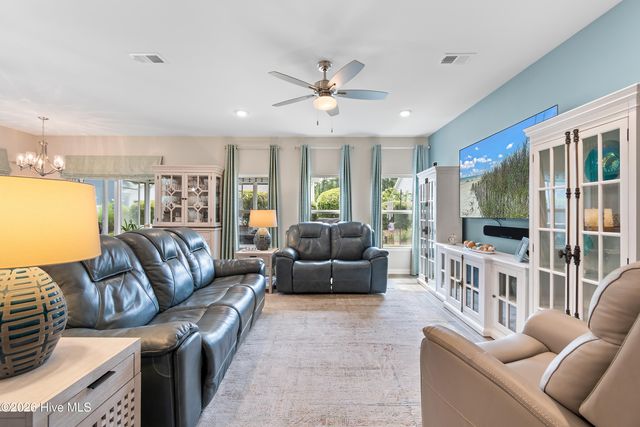2079 Saybrooke Lane NW, Calabash, NC 28467