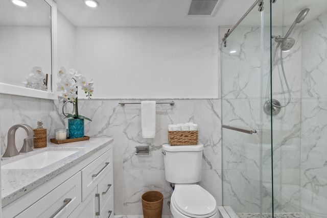 3051 S Palm Aire Drive 109, Pompano Beach, FL 33069