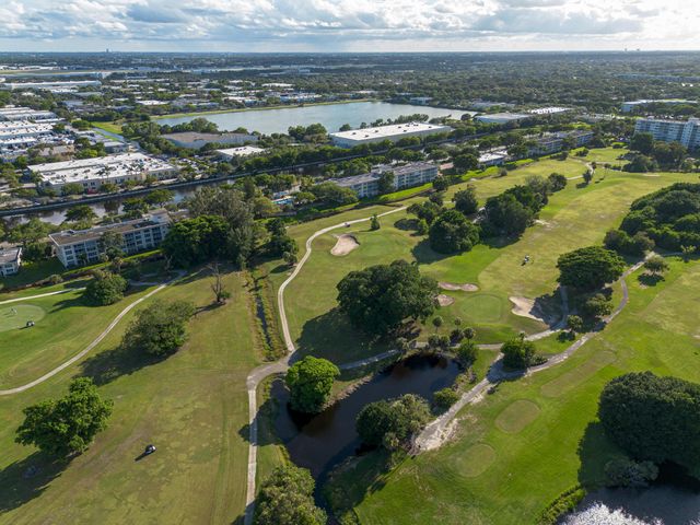 3051 S Palm Aire Drive 109, Pompano Beach, FL 33069