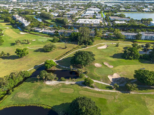 3051 S Palm Aire Drive 109, Pompano Beach, FL 33069