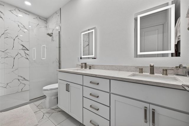 644 3RD AVENUE S 202, St Petersburg, FL 33701