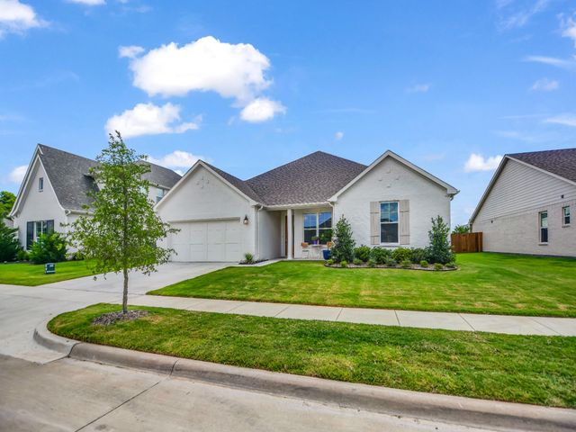 105 W Furlong, Willow Park, TX 76087