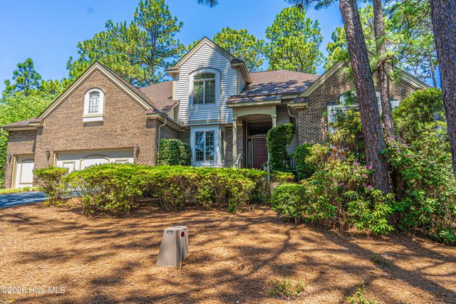 11 Squires Lane, Pinehurst, NC 28374