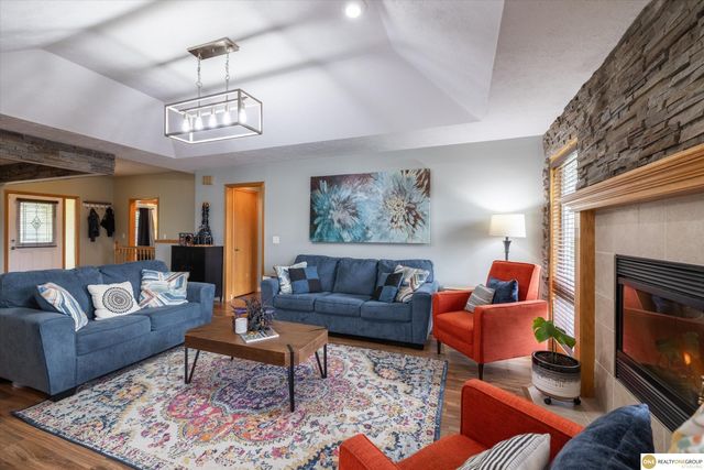 13478 Camden Avenue, Omaha, NE 68164