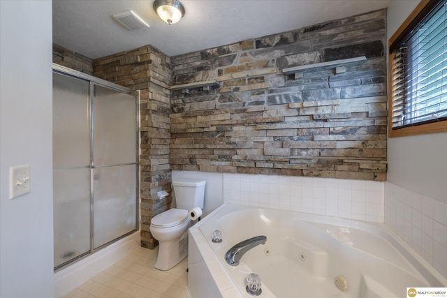 13478 Camden Avenue, Omaha, NE 68164