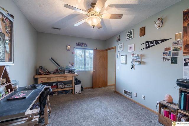 13478 Camden Avenue, Omaha, NE 68164